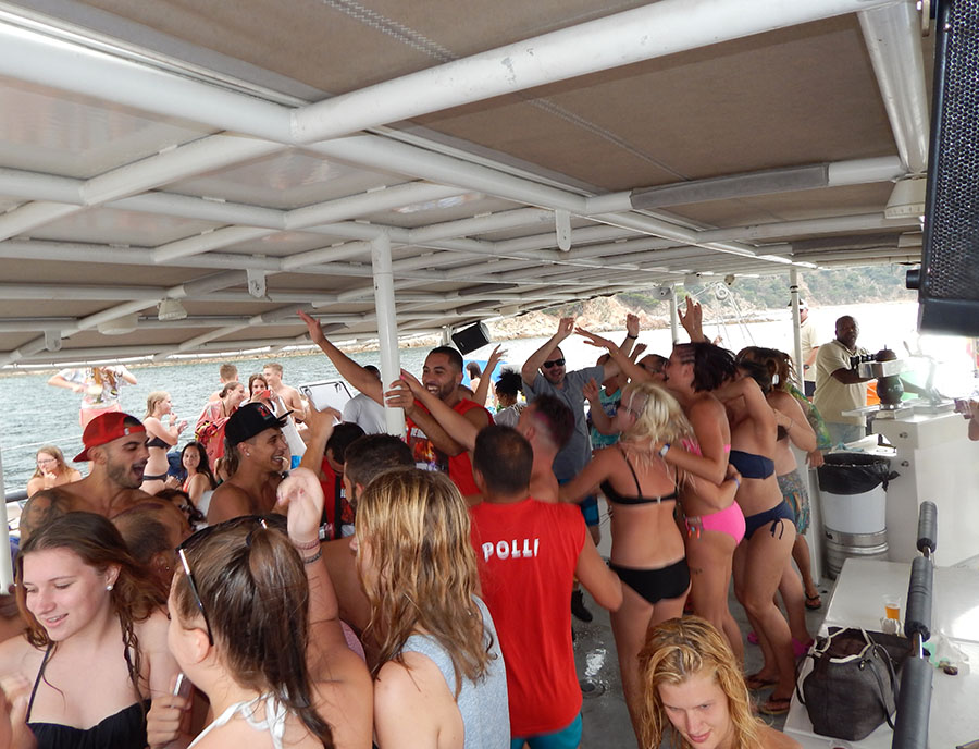 Jugendreisen Blanes - Spanien Costa Brava - Tanzen Partyboot