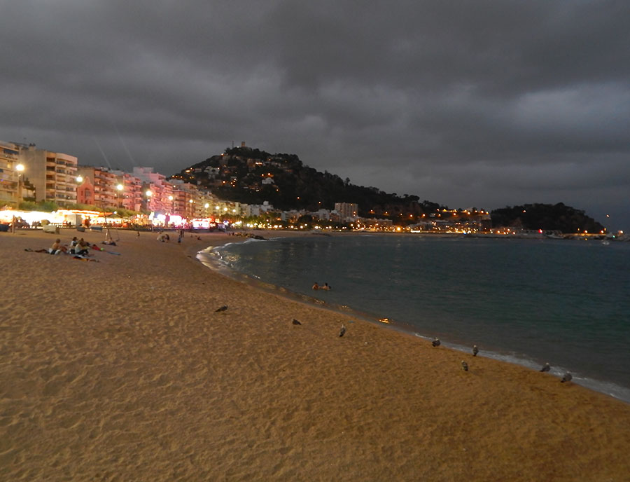 Jugendreisen Blanes - Spanien Costa Brava - Strand nachts