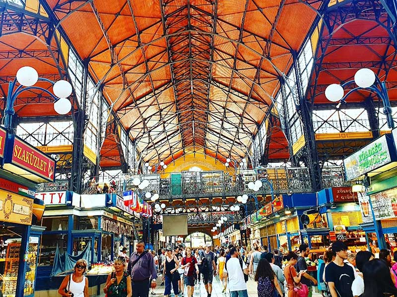 Städtereisen Budapest Ungarn hier Markthalle