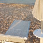 Novalja Zrce Beach Kroatien Liege und Schirm mieten