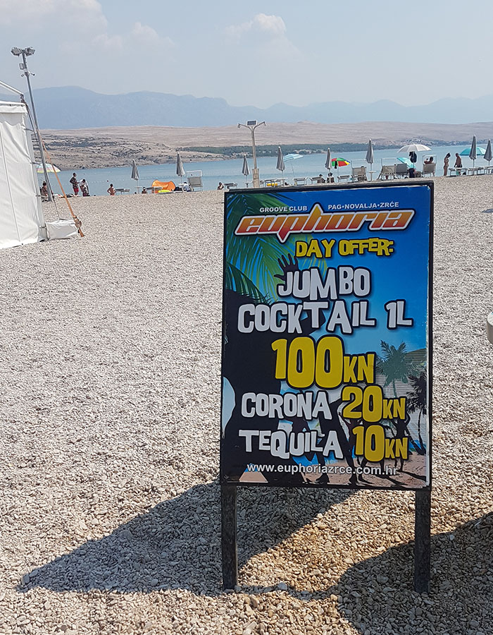 Preise am Zrce Beach für Jumbo Cocktails und Corona