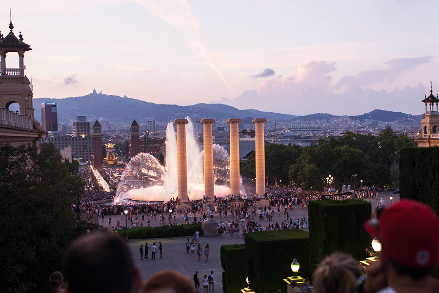 Jugendreisen Barcelona Tagesausflug Sehenswürdigkeit Font Magica