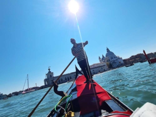 Gondoliere-in-Venedig-Tagesausflug