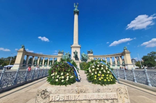 Sehenswürdigkeiten Budapest - Tipps für Tagesausflug Heldenplatz