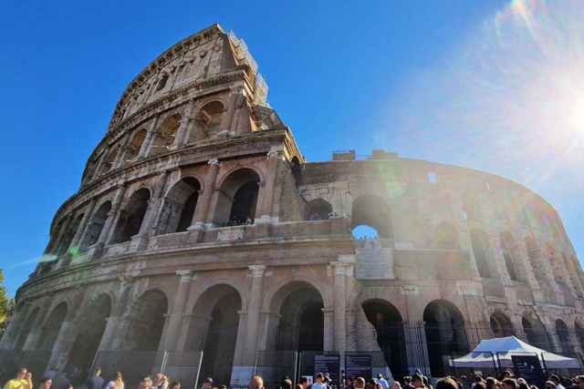 Städtereise Rom im Oktober hier Sehenswürdigkeit Kolosseum