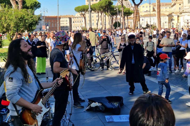 Straßenmusiker in Roms Straßen